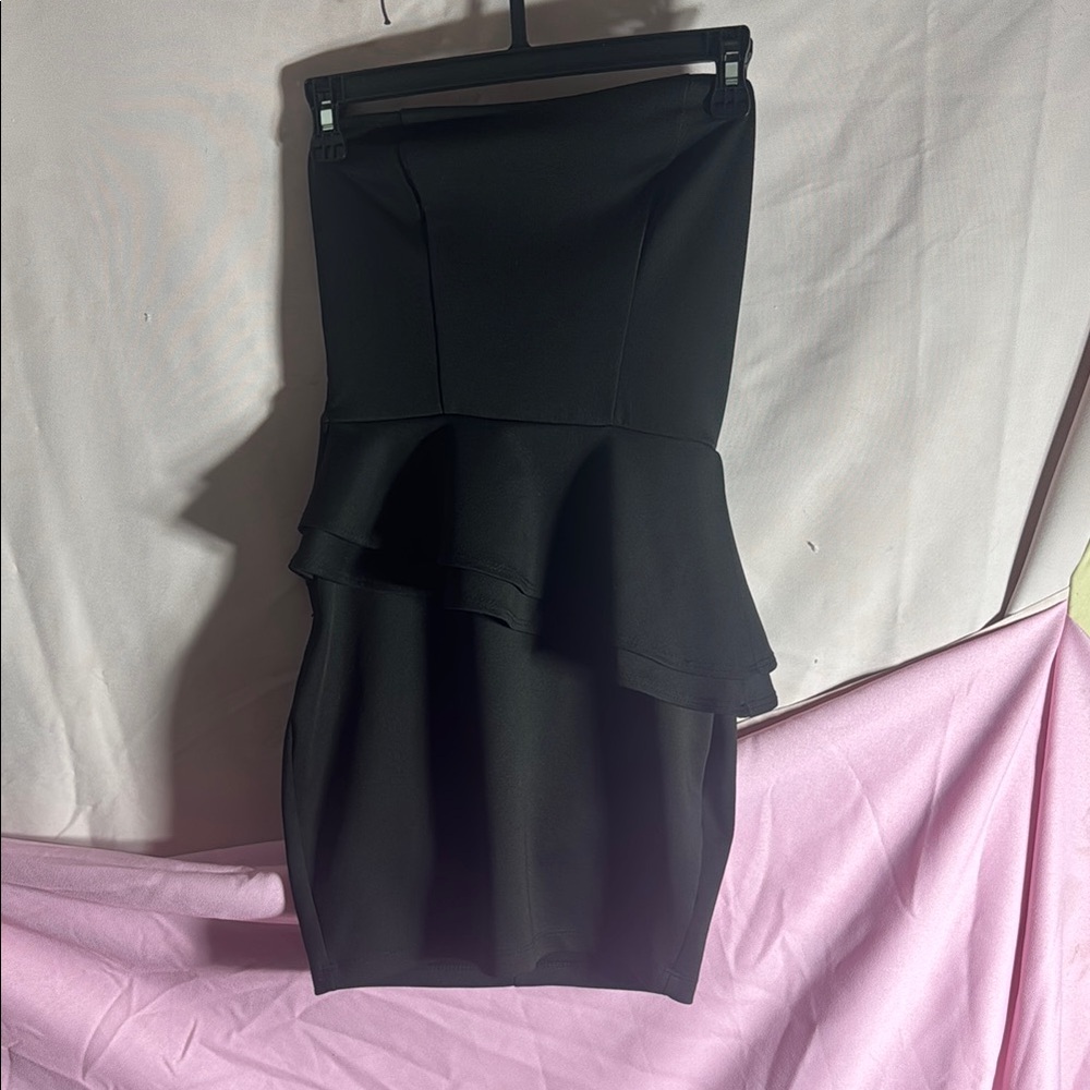 Wet Seal Strapless Black Dress